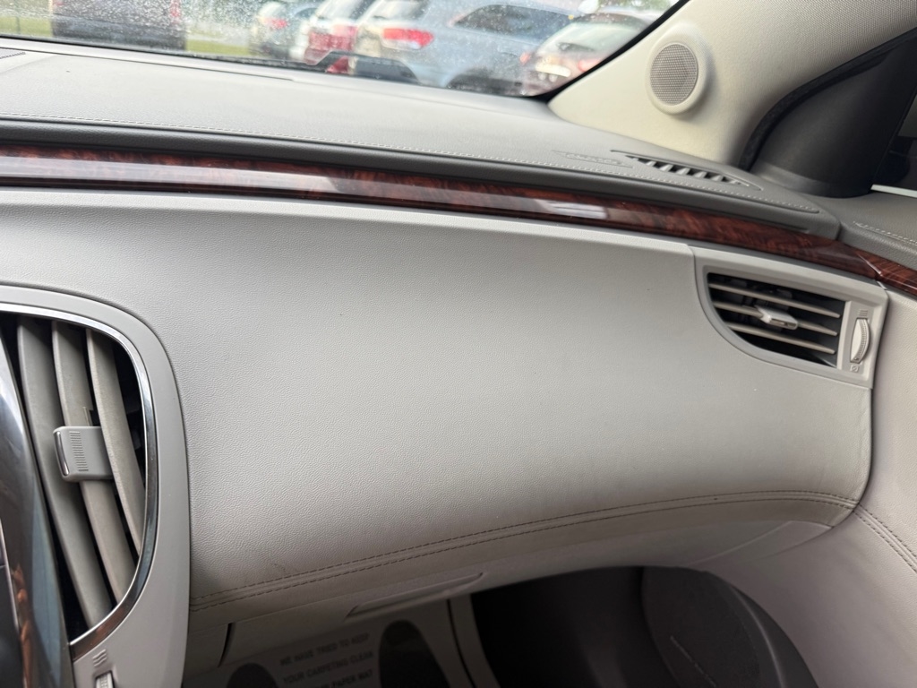 Buick LaCrosse Premium Package 1, w/Leather 2012 Buick LaCrosse Premium Package 1, w/Leather 2012