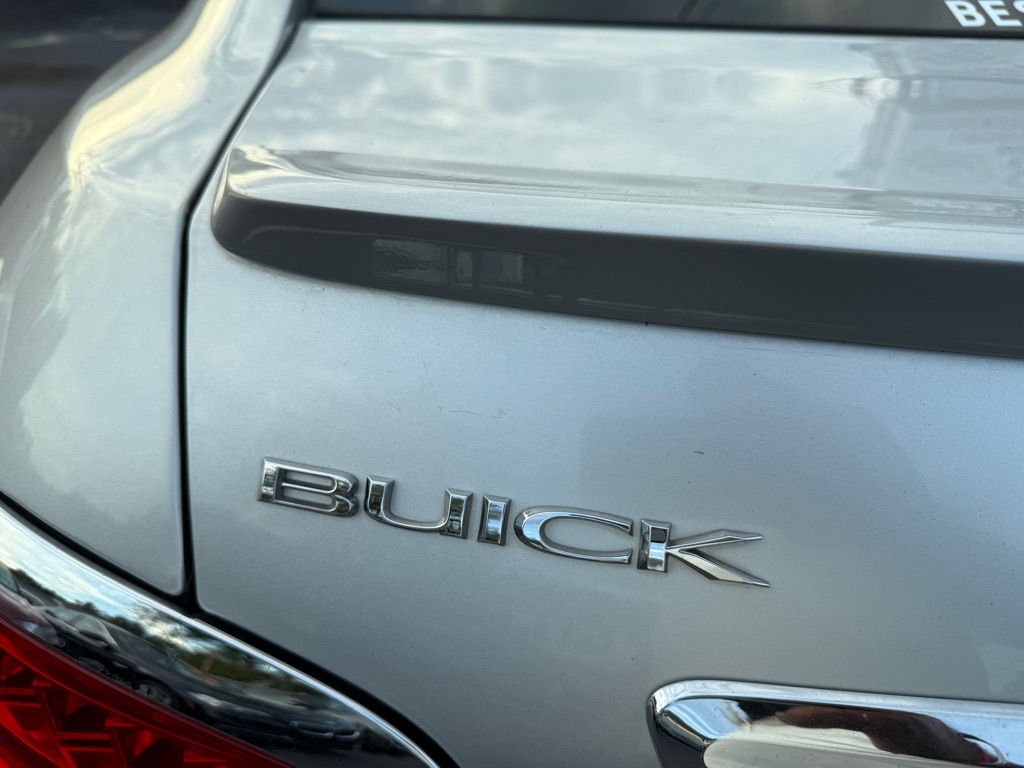 Buick LaCrosse Premium Package 1, w/Leather 2012 Buick LaCrosse Premium Package 1, w/Leather 2012