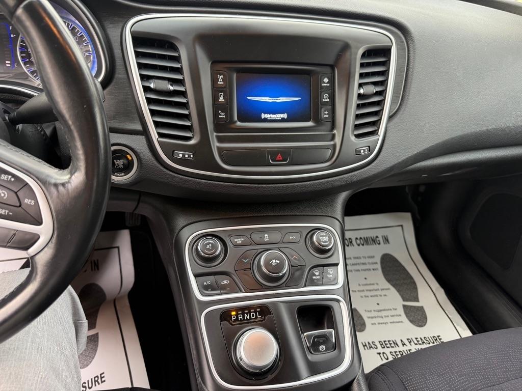 Chrysler 200 Limited 2015