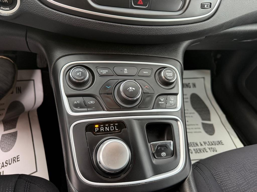 Chrysler 200 Limited 2015