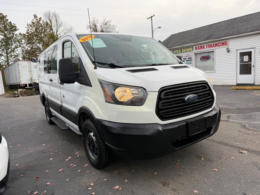 Ford Transit 250 Van Low Roof 60/40 Pass.130-in. WB 2016
