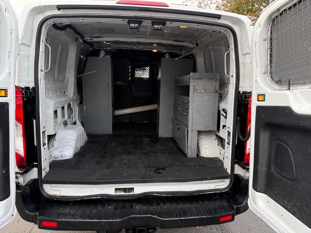 Ford Transit 250 Van Low Roof 60/40 Pass.130-in. WB 2016