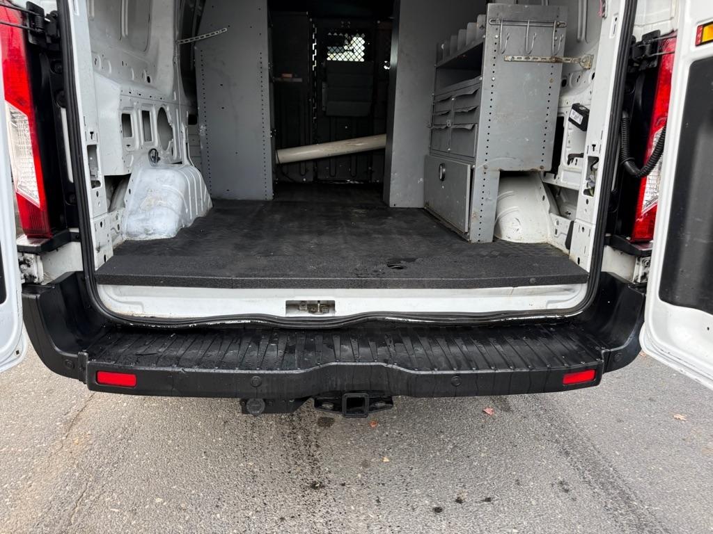 Ford Transit 250 Van Low Roof 60/40 Pass.130-in. WB 2016
