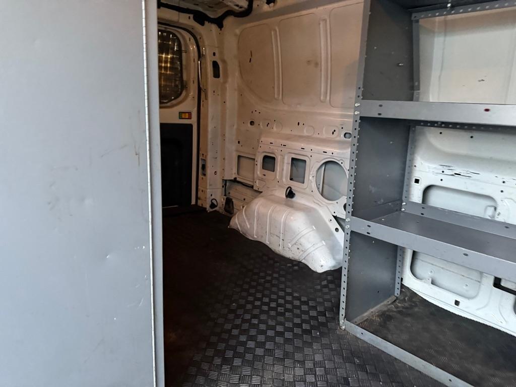 Ford Transit 250 Van Low Roof 60/40 Pass.130-in. WB 2016