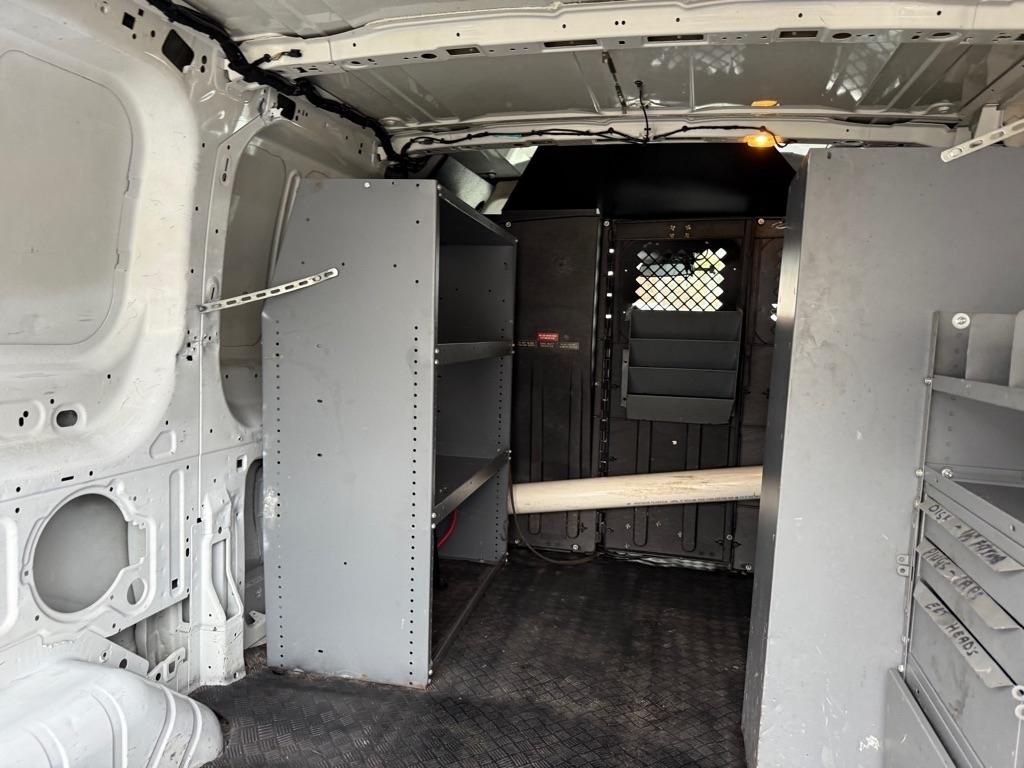 Ford Transit 250 Van Low Roof 60/40 Pass.130-in. WB 2016