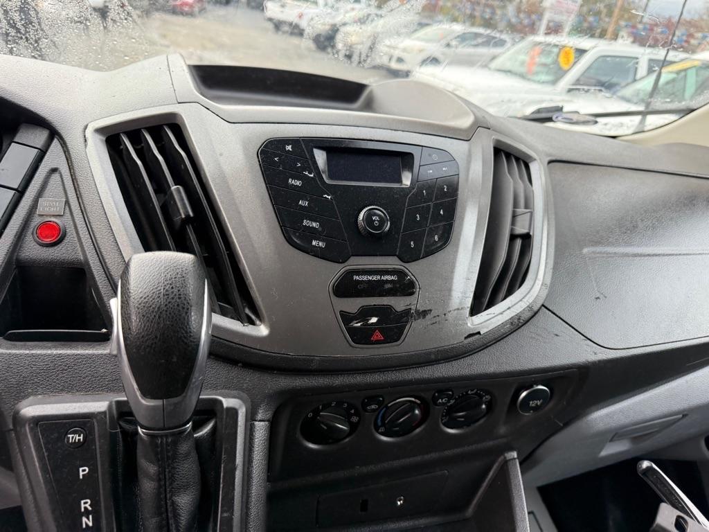 Ford Transit 250 Van Low Roof 60/40 Pass.130-in. WB 2016