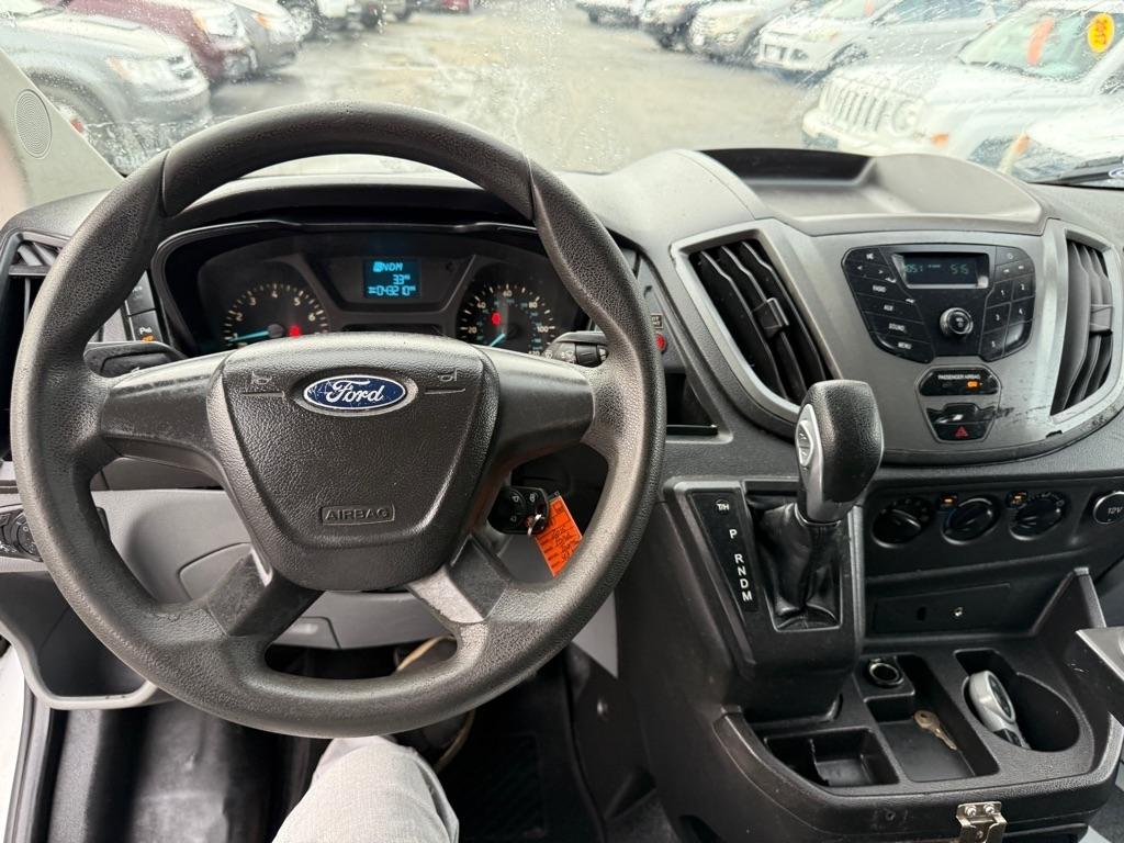 Ford Transit 250 Van Low Roof 60/40 Pass.130-in. WB 2016