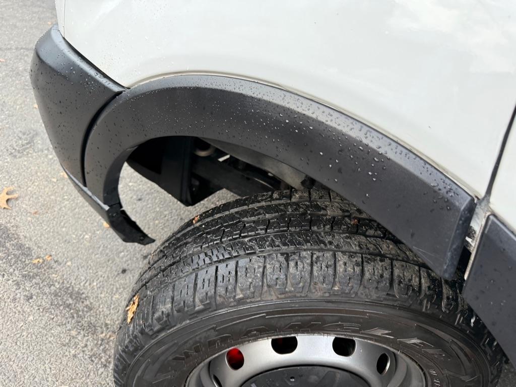 Ford Transit 250 Van Low Roof 60/40 Pass.130-in. WB 2016