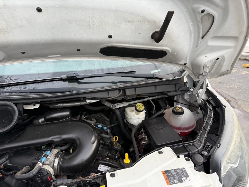 Ford Transit 250 Van Low Roof 60/40 Pass.130-in. WB 2016