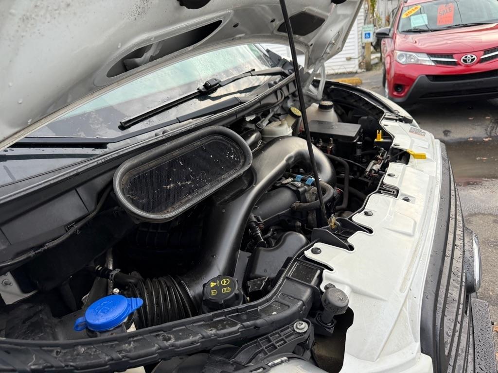 Ford Transit 250 Van Low Roof 60/40 Pass.130-in. WB 2016