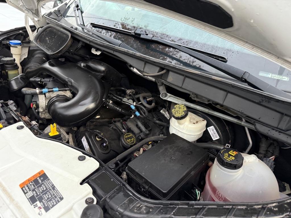 Ford Transit 250 Van Low Roof 60/40 Pass.130-in. WB 2016