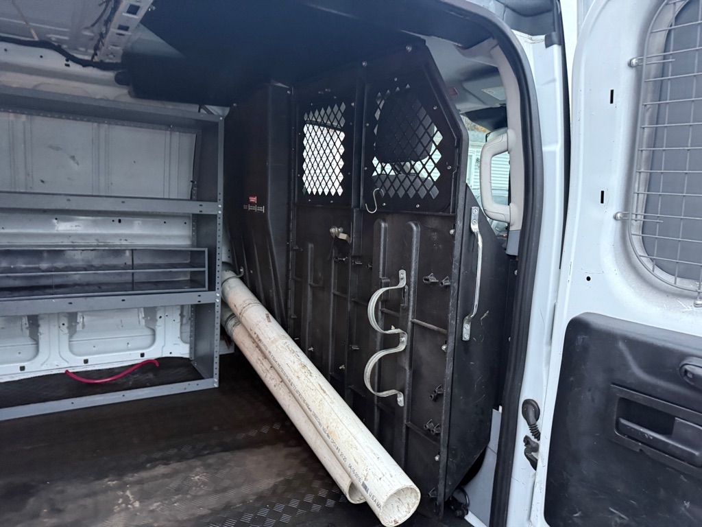 Ford Transit 250 Van Low Roof 60/40 Pass.130-in. WB 2016 Ford Transit 250 Van Low Roof 60/40 Pass.130-in. WB 2016