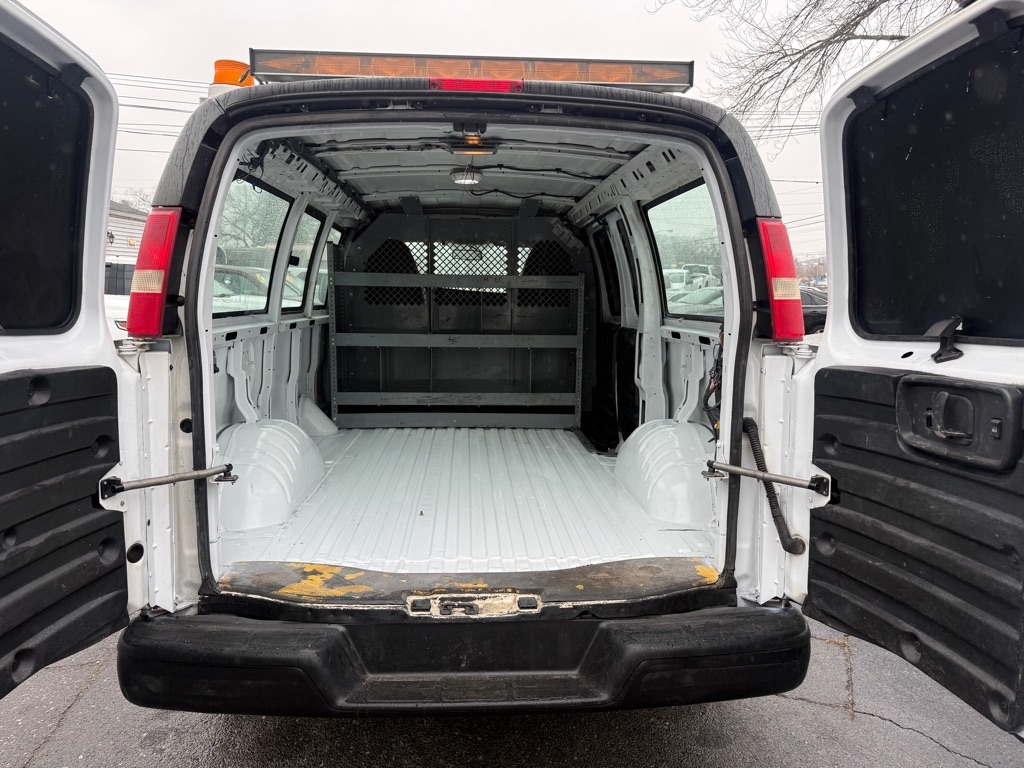 GMC Savana G2500 Cargo 2013