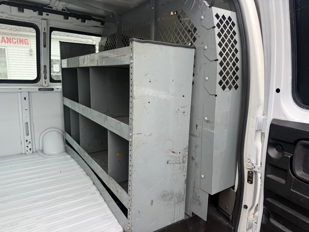 GMC Savana G2500 Cargo 2013