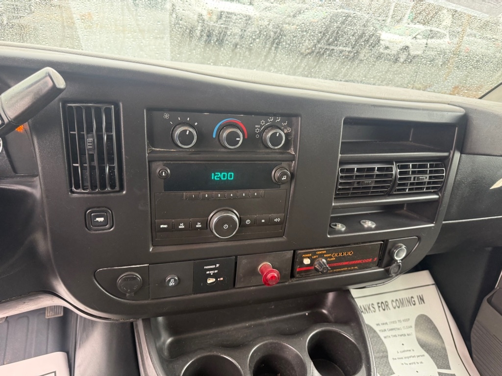 GMC Savana G2500 Cargo 2013