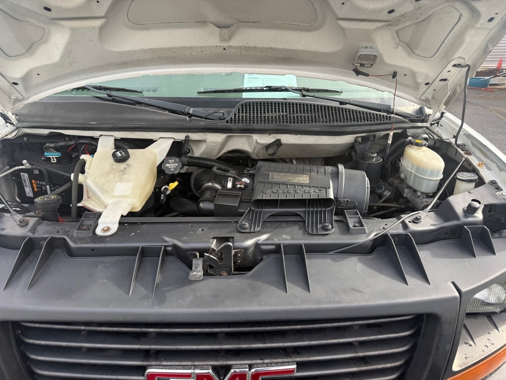 GMC Savana G2500 Cargo 2013