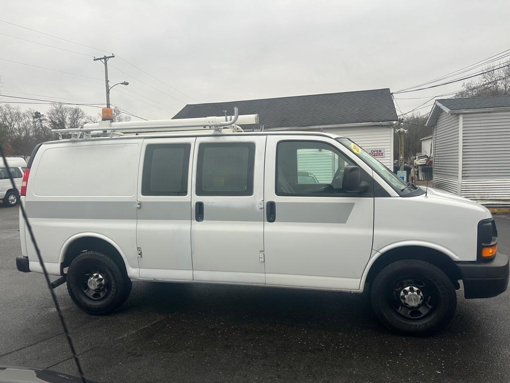 Chevrolet Express 2500 Cargo 2011