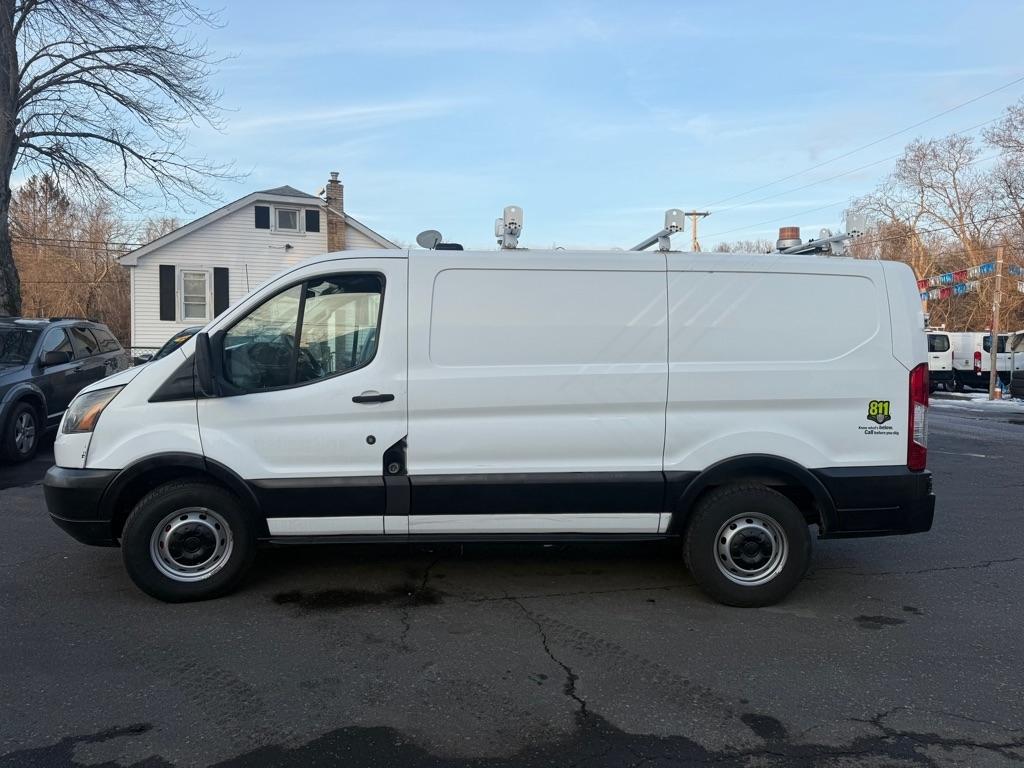 Ford Transit 250 Van Low Roof 60/40 Pass.130-in. WB 2016