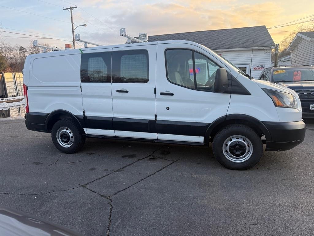 Ford Transit 250 Van Low Roof 60/40 Pass.130-in. WB 2016