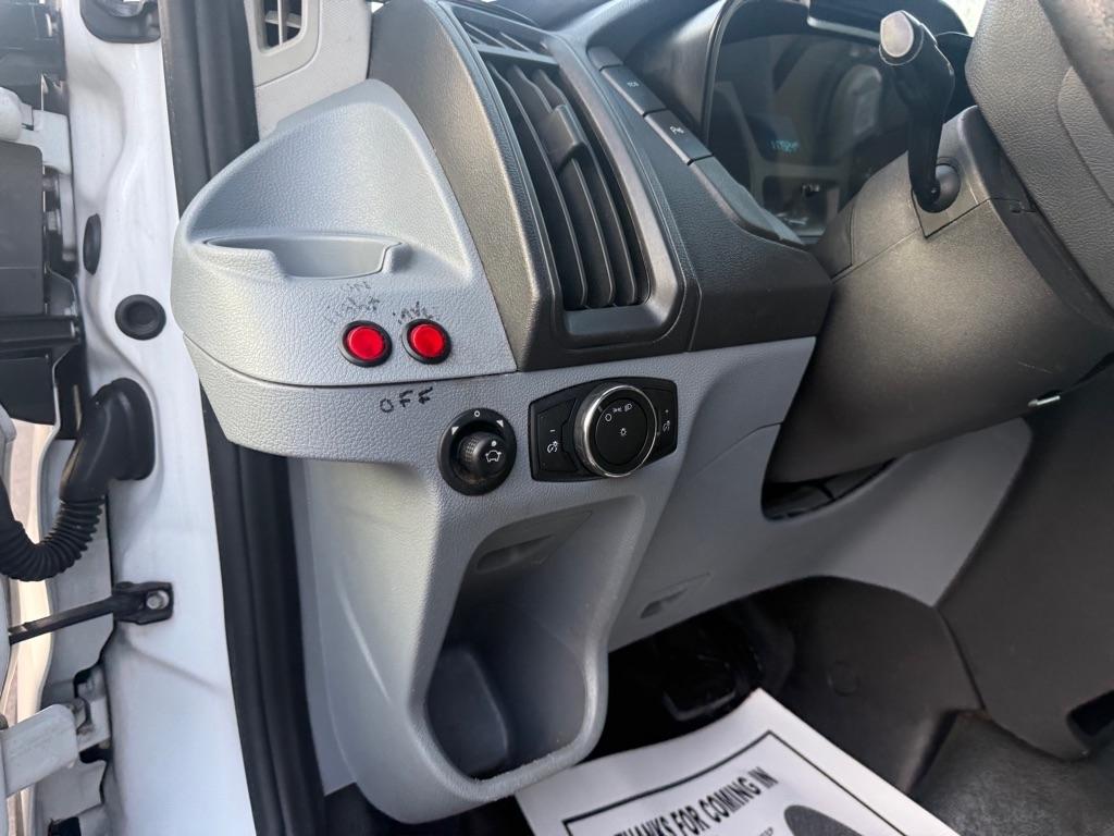 Ford Transit 250 Van Low Roof 60/40 Pass.130-in. WB 2016