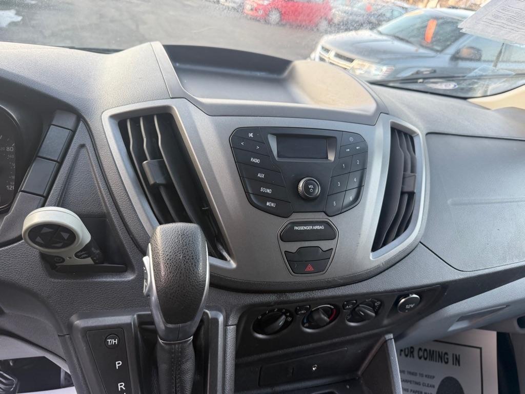 Ford Transit 250 Van Low Roof 60/40 Pass.130-in. WB 2016