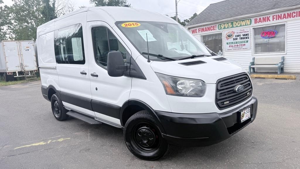 Ford Transit 250 Van Med. Roof w/Sliding Pass. 130-in. WB 2015