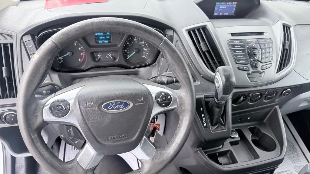 Ford Transit 250 Van Med. Roof w/Sliding Pass. 130-in. WB 2015