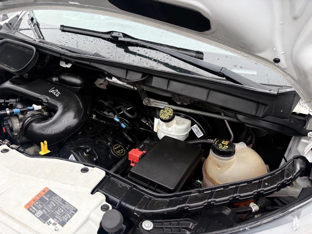 Ford Transit 250 Van Low Roof 60/40 Pass.130-in. WB 2016