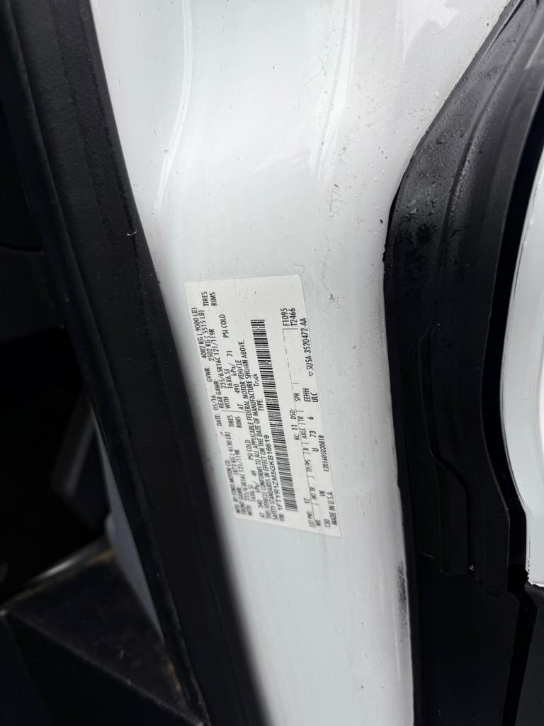 Ford Transit 250 Van Low Roof 60/40 Pass.130-in. WB 2016