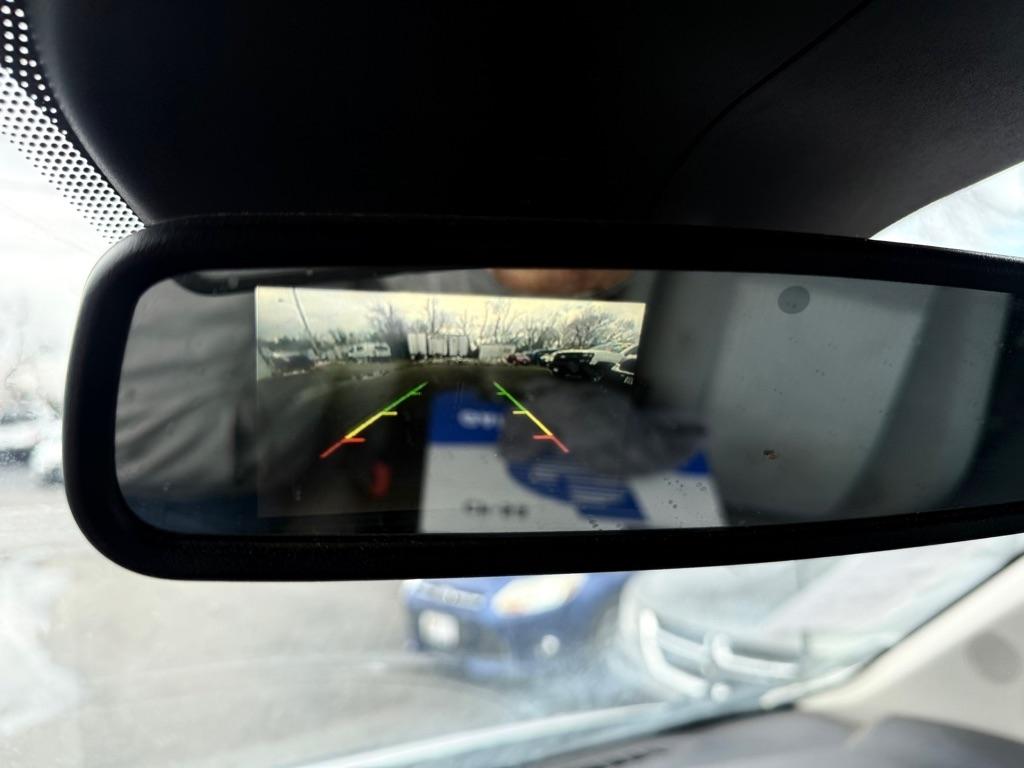 Ford Transit 250 Van Low Roof 60/40 Pass.130-in. WB 2015