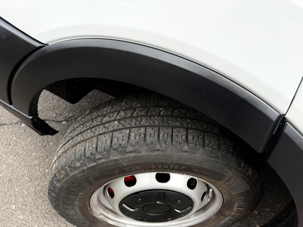 Ford Transit 250 Van Low Roof 60/40 Pass.130-in. WB 2015