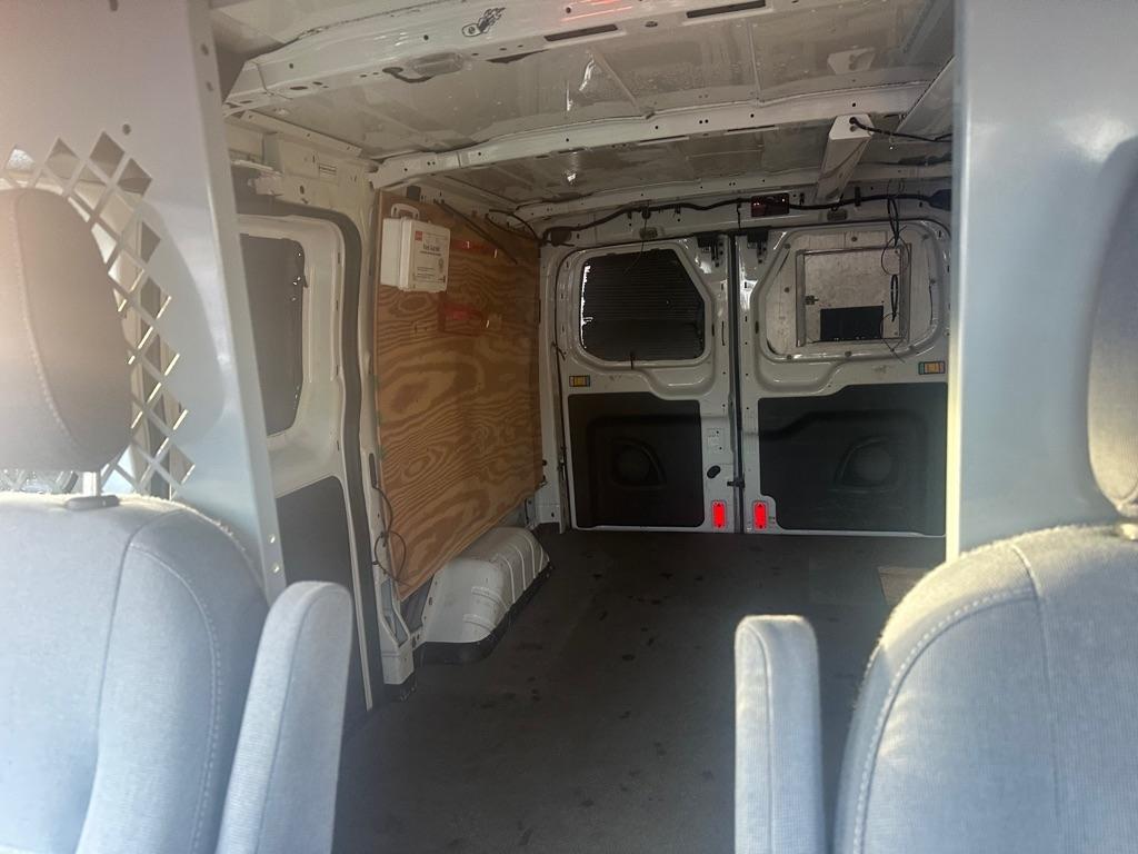 Ford Transit 250 Van Low Roof 60/40 Pass.130-in. WB 2016