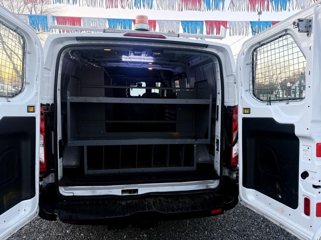 Ford Transit 250 Van Low Roof 60/40 Pass.130-in. WB 2016