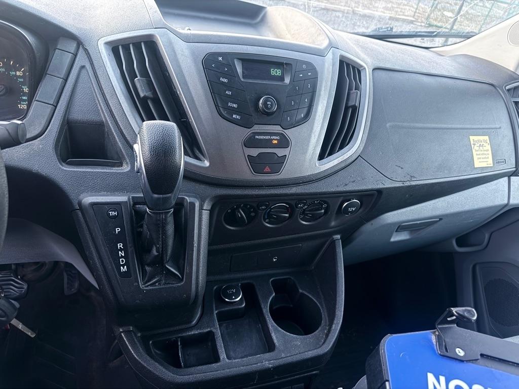 Ford Transit 250 Van Low Roof 60/40 Pass.130-in. WB 2016