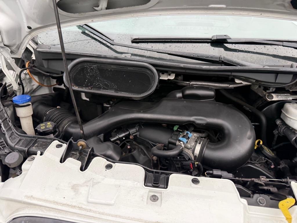 Ford Transit 250 Van Low Roof 60/40 Pass.130-in. WB 2016