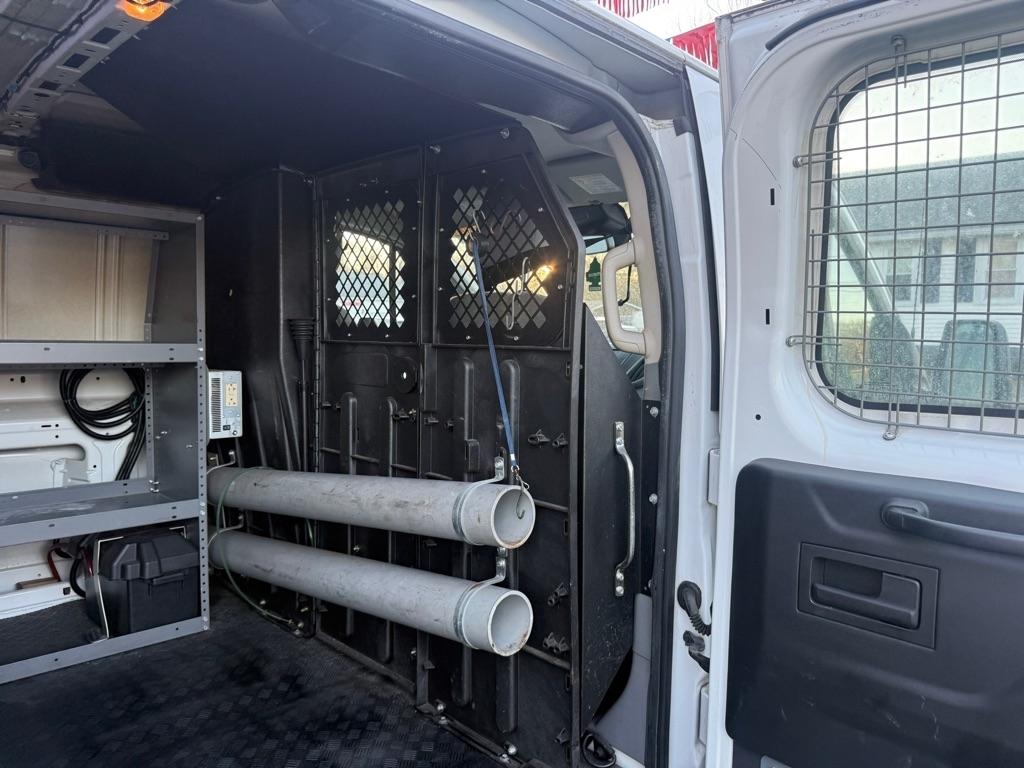 Ford Transit 250 Van Low Roof 60/40 Pass.130-in. WB 2016