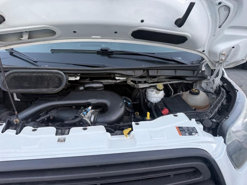 Ford Transit 250 Van Low Roof 60/40 Pass.130-in. WB 2016