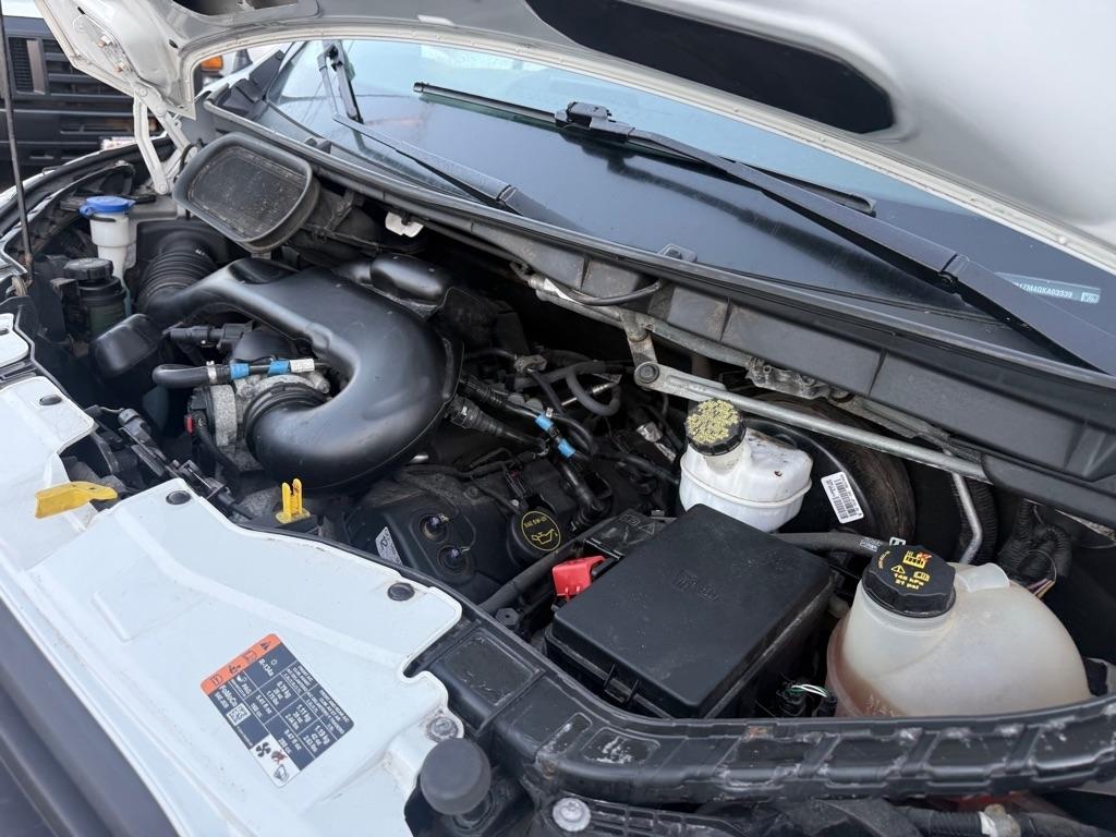 Ford Transit 250 Van Low Roof 60/40 Pass.130-in. WB 2016