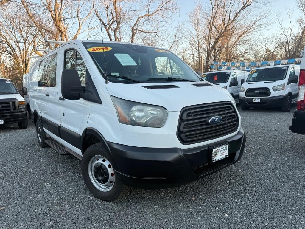 Ford Transit 250 Van Low Roof 60/40 Pass.130-in. WB 2016