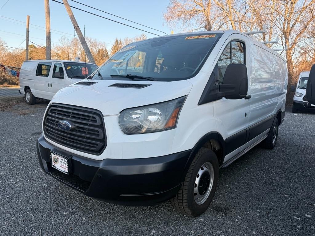 Ford Transit T-250 130" Low Rf 9000 GVWR Swing-Out RH Dr 2016