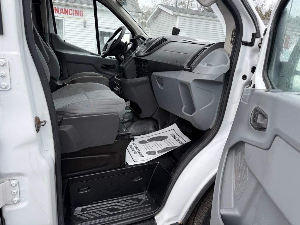 Ford Transit 250 Van Low Roof 60/40 Pass.130-in. WB 2016