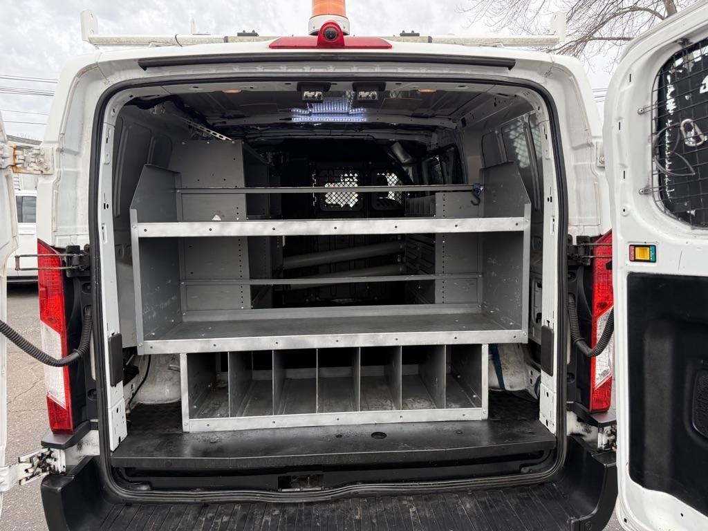 Ford Transit 250 Van Low Roof 60/40 Pass.130-in. WB 2016