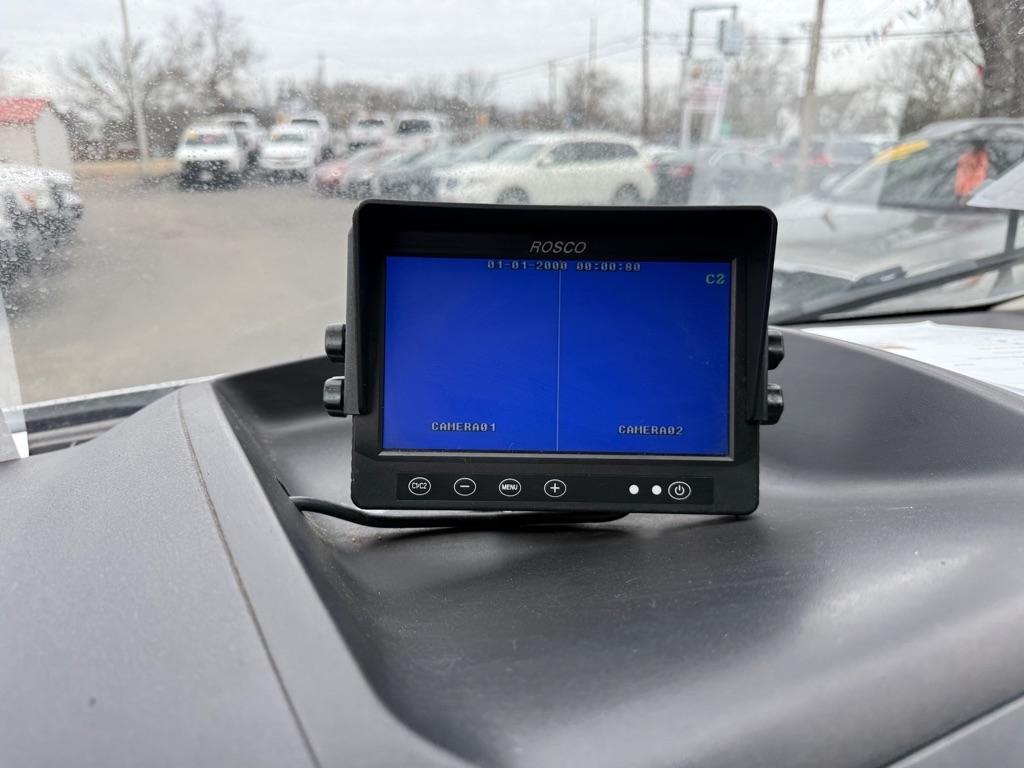 Ford Transit 250 Van Low Roof 60/40 Pass.130-in. WB 2016