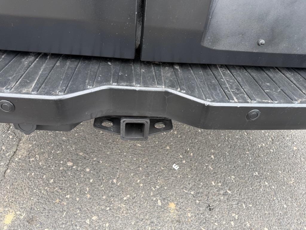 Ford Transit 250 Van Low Roof 60/40 Pass.130-in. WB 2016