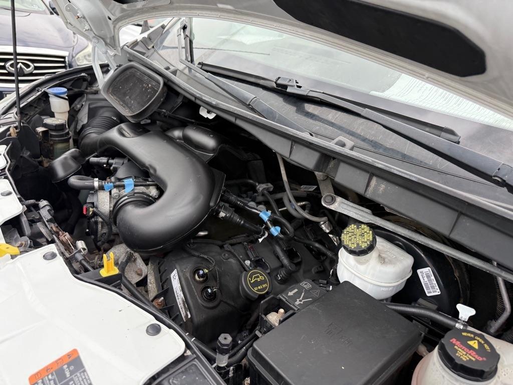 Ford Transit 250 Van Low Roof 60/40 Pass.130-in. WB 2016