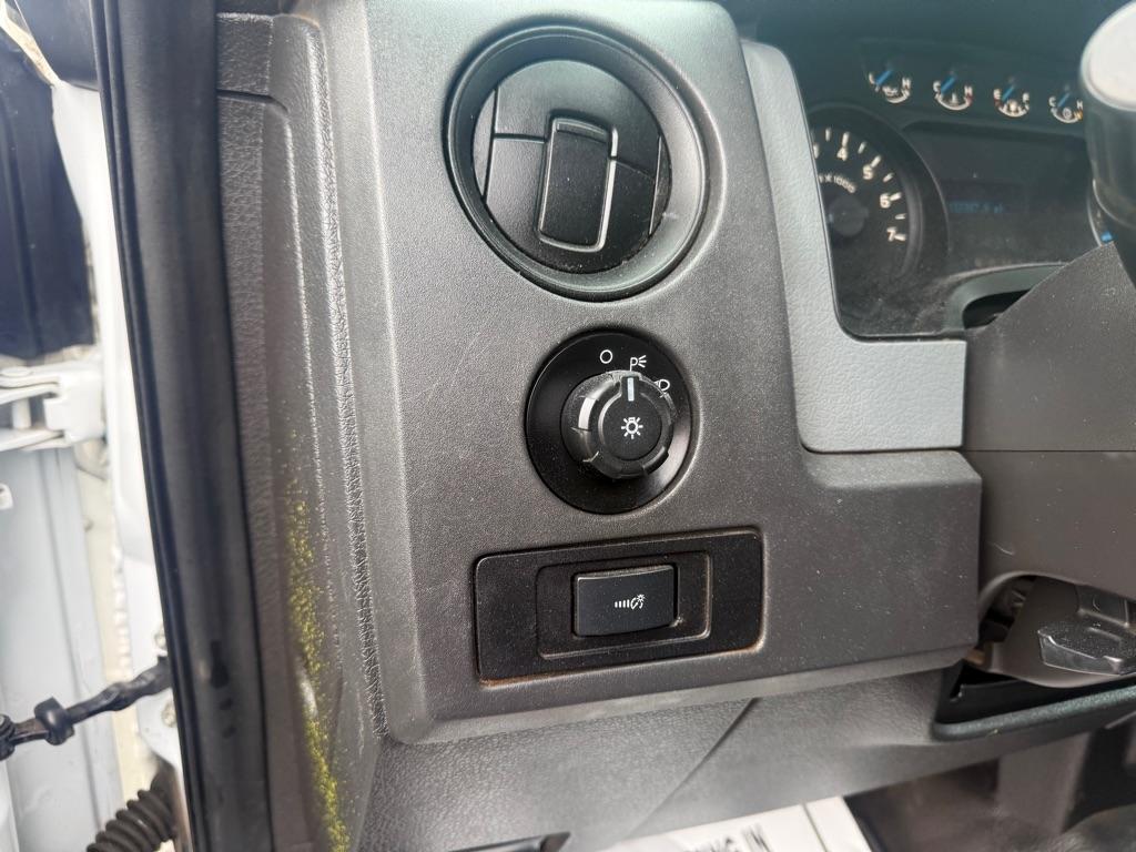 Ford F-150 XL 4WD 6.5 ft. 2013