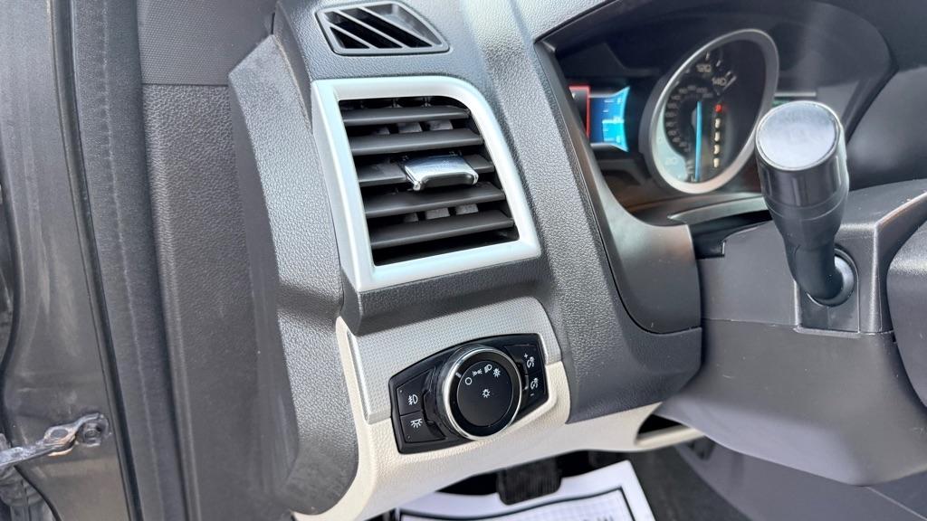 Ford Explorer XLT 4WD 2015