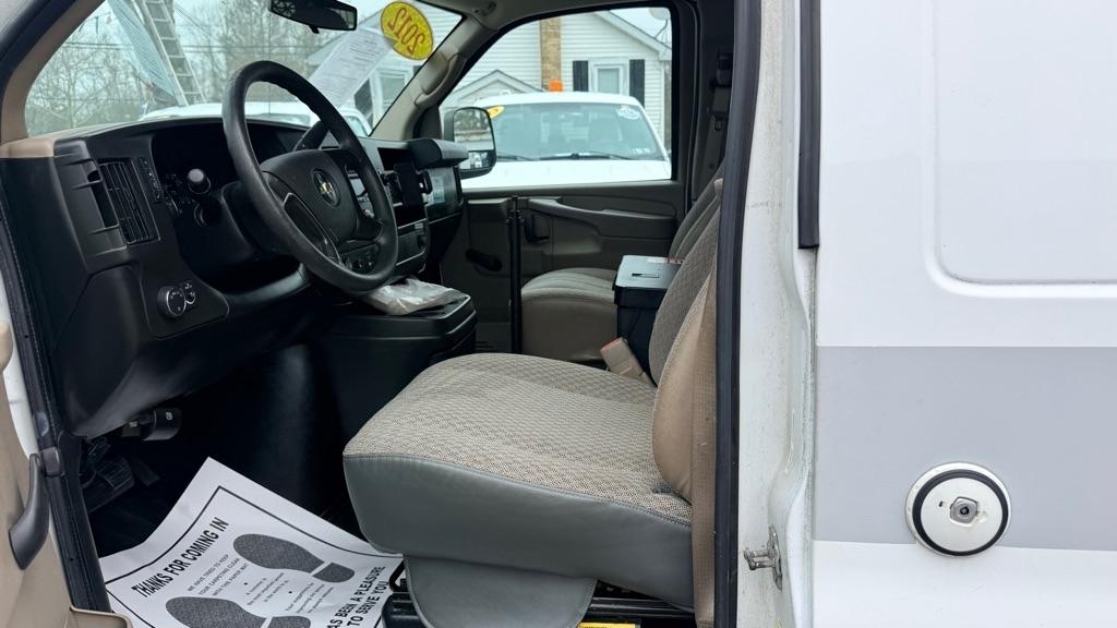 Chevrolet Express 2500 Cargo 2012