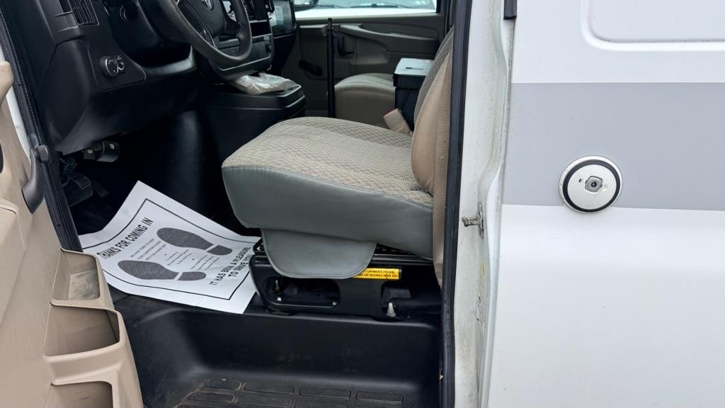 Chevrolet Express 2500 Cargo 2012