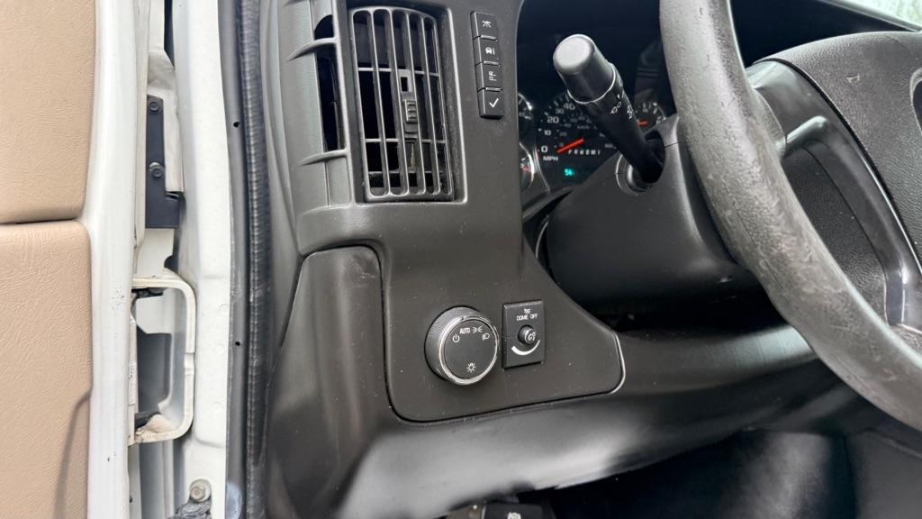 Chevrolet Express 2500 Cargo 2012